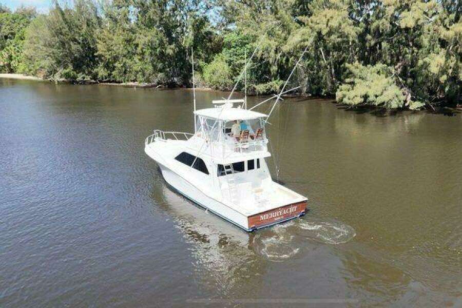 2004 Cabo 48 Flybridge