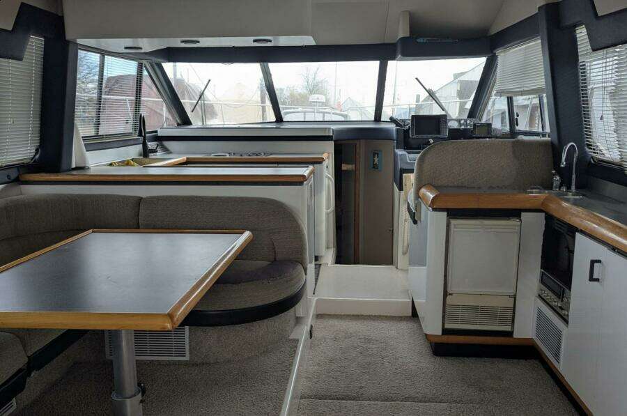 1991 Bayliner 4388 Motoryacht