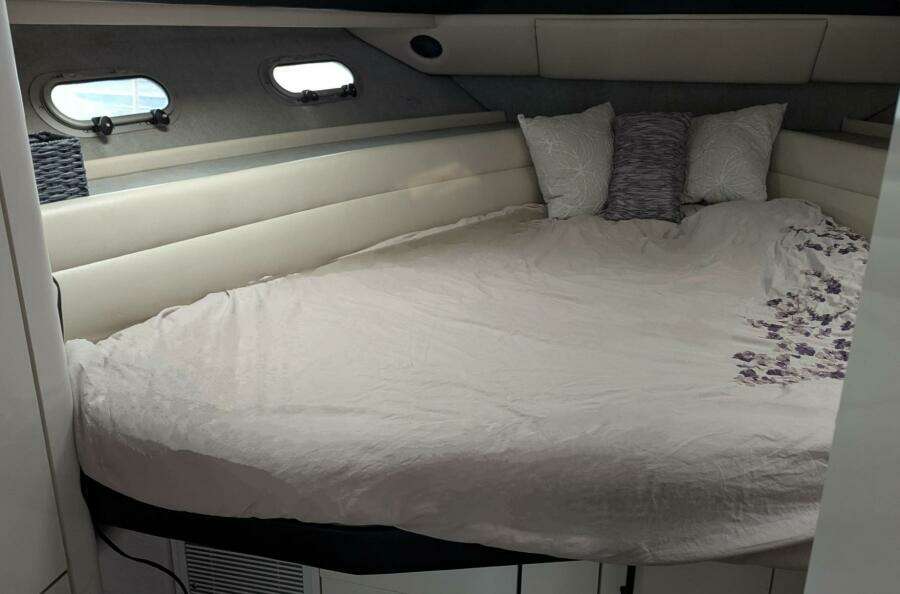 1991 Bayliner 4388 Motoryacht