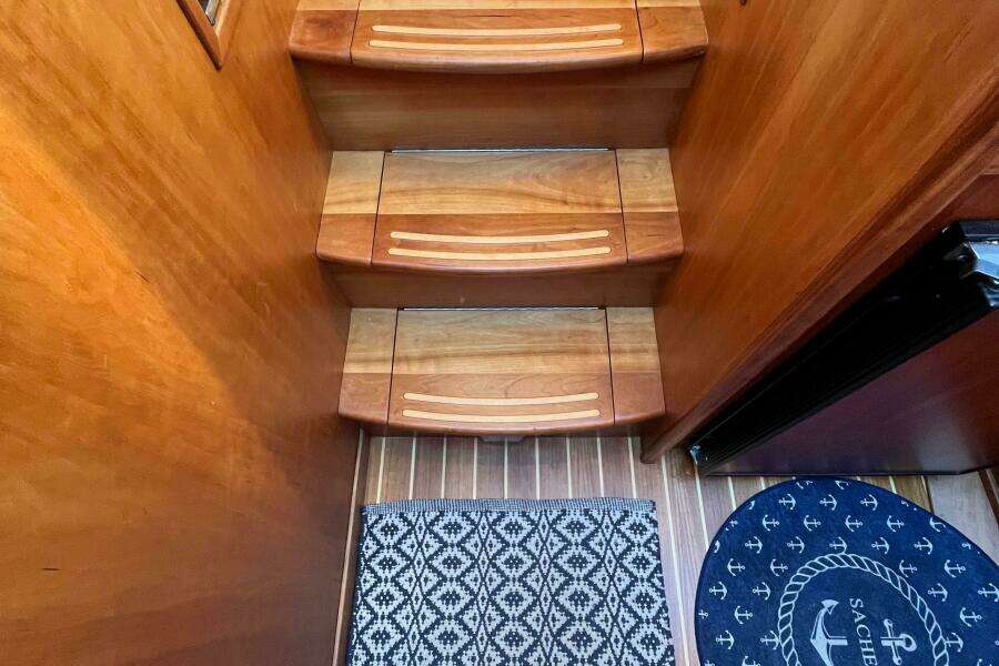 2006 Sabreline 36 Flybridge