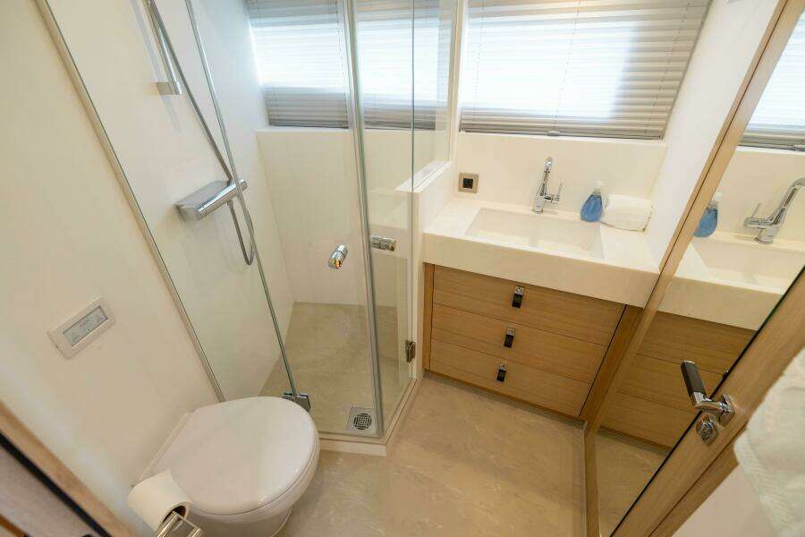 2025 Steeler Bronson 67 Beachclub