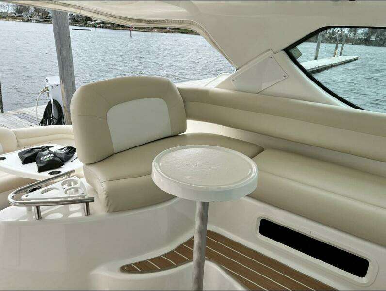 2006 Tiara Yachts 