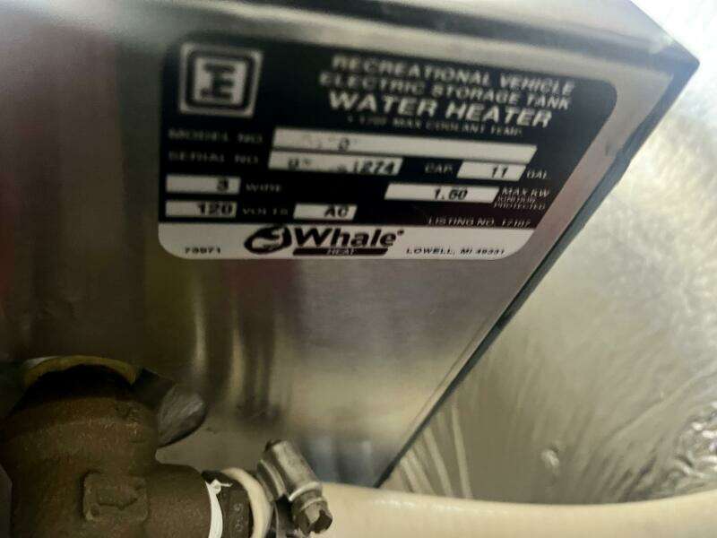 2016 Cruisers Yachts 45 Cantius