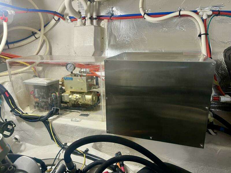 2016 Cruisers Yachts 45 Cantius