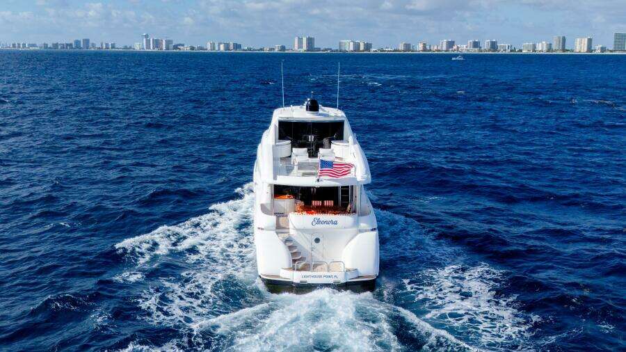 2004 Lazzara Yachts 80 SL