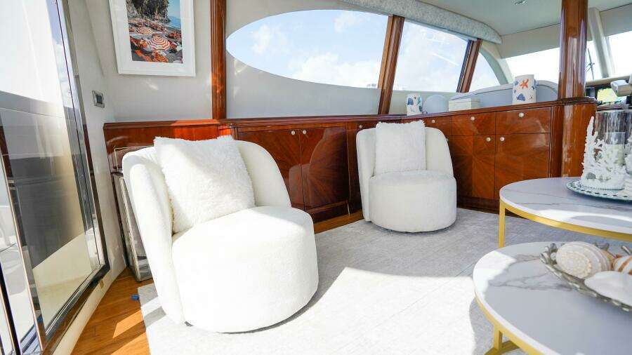 2004 Lazzara Yachts 80 SL