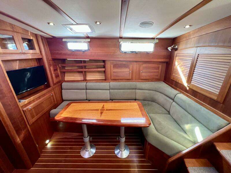 2006 Sabre 38 Hard Top Express