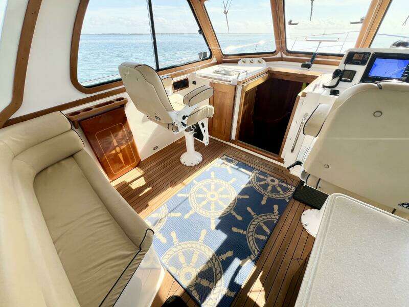 2006 Sabre 38 Hard Top Express