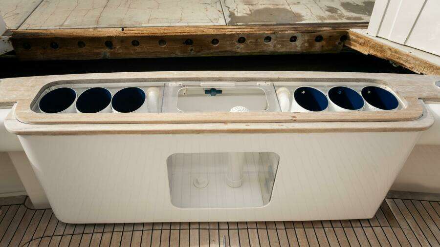 Bertram 67 - Chill 'N -