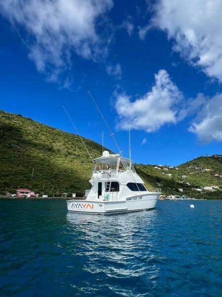 2005 Hatteras 50 Convertible