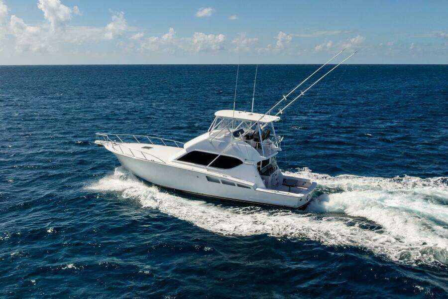 2005 Hatteras 50 Convertible