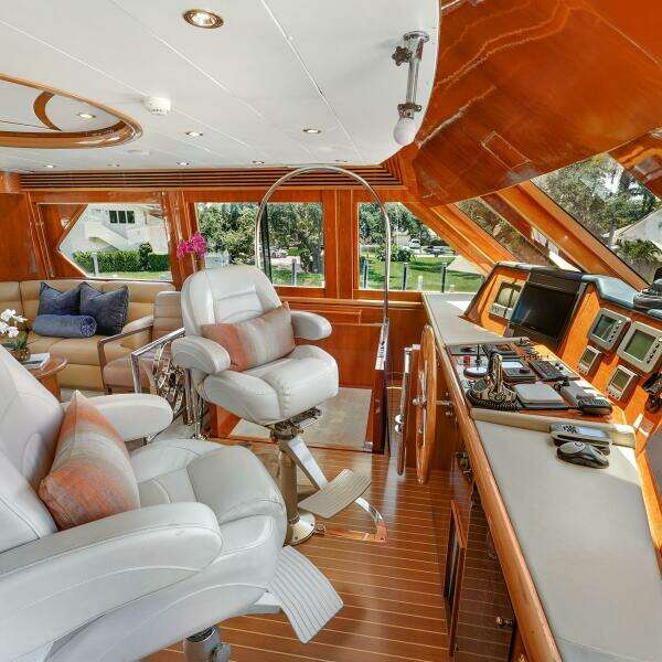 2003 Hargrave Sky Lounge