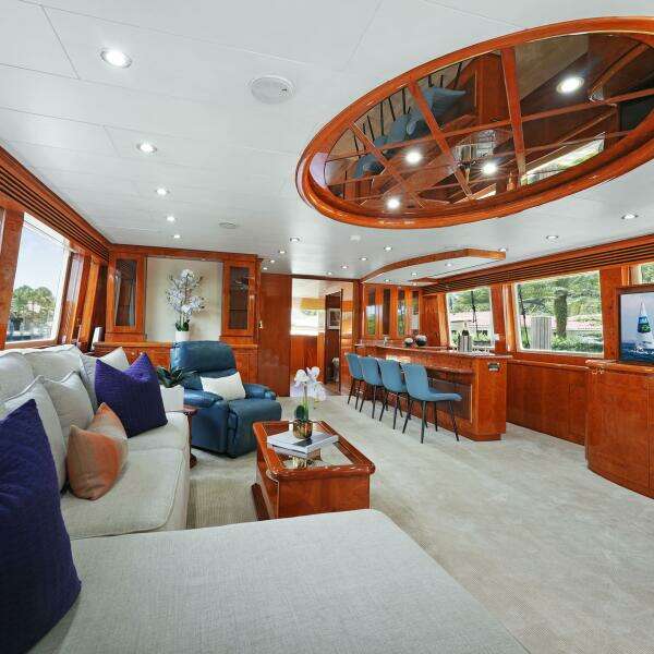 2003 Hargrave Sky Lounge