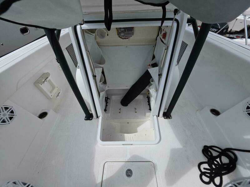 2022 Wellcraft 222 Fisherman