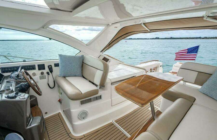2013 Tiara Yachts 36 Coronet