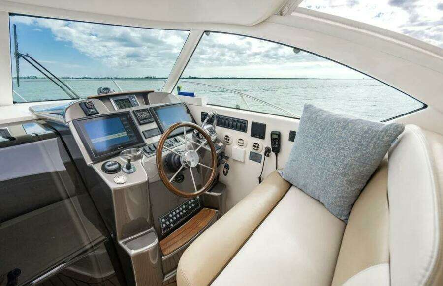 2013 Tiara Yachts 36 Coronet
