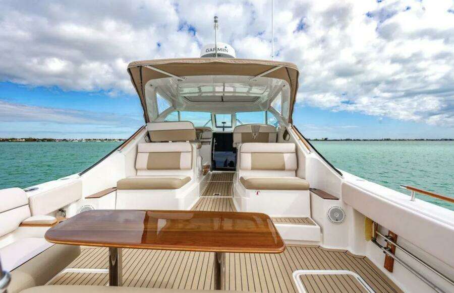 2013 Tiara Yachts 36 Coronet