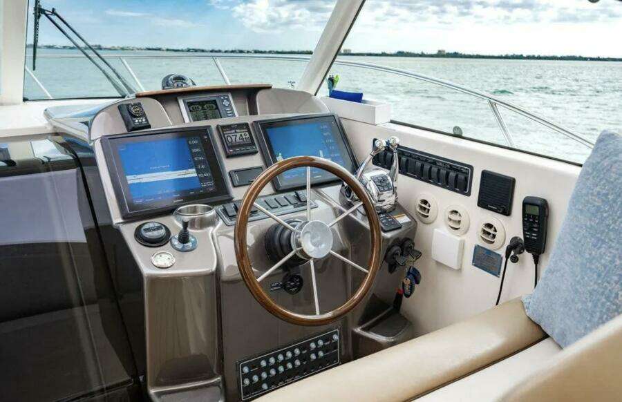 2013 Tiara Yachts 36 Coronet