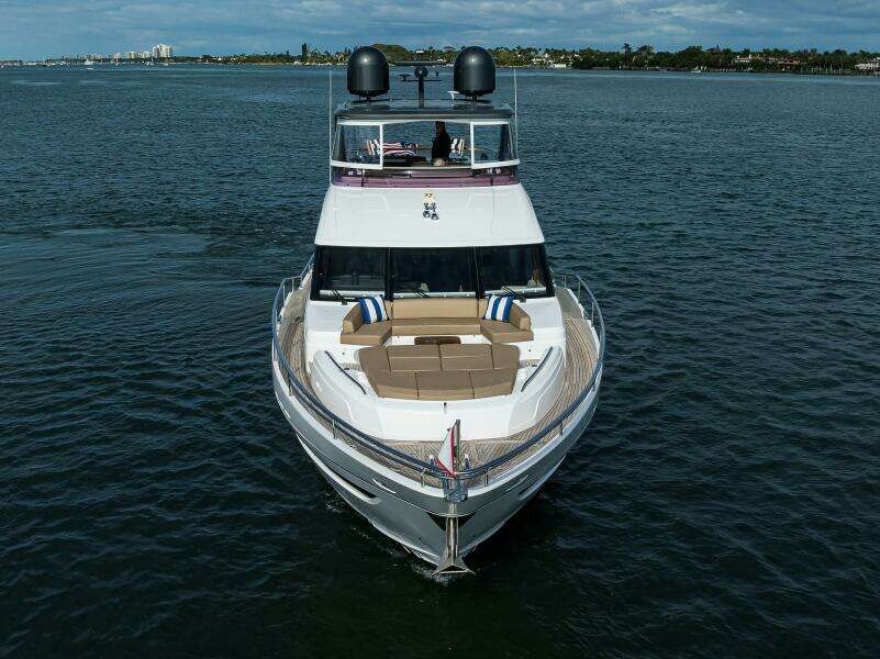 Princess Y78 - Janie II - Profile