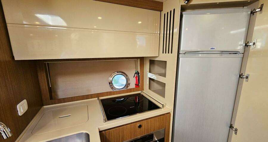 2015 Azimut Atlantis 50