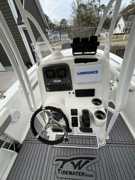 2015 Tidewater 230 LXF