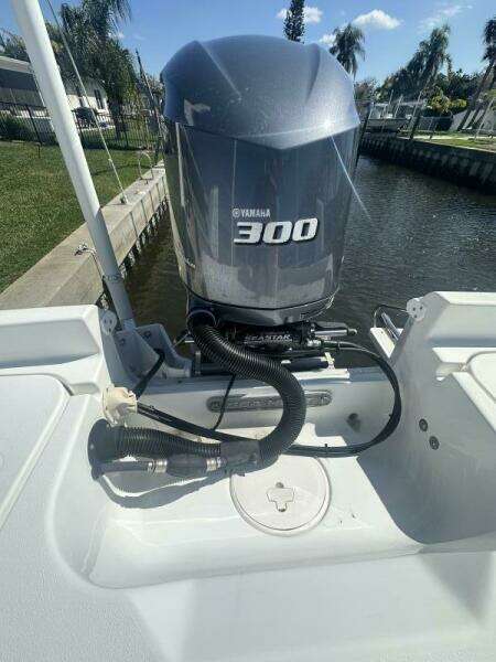 2016 Sea Hunt BX 24 BR