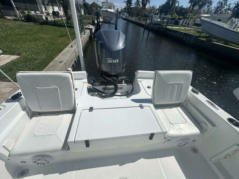 2016 Sea Hunt BX 24 BR