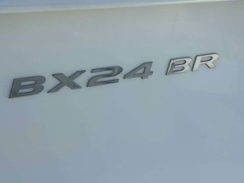 2016 Sea Hunt BX 24 BR