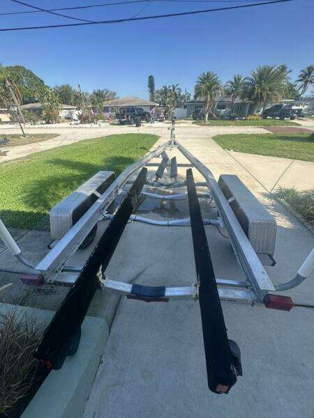 2016 Sea Hunt BX 24 BR