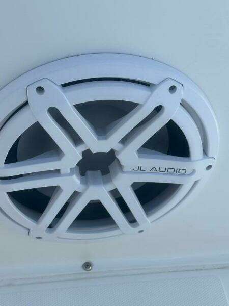 2016 Sea Hunt BX 24 BR