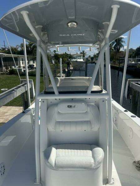 2016 Sea Hunt BX 24 BR