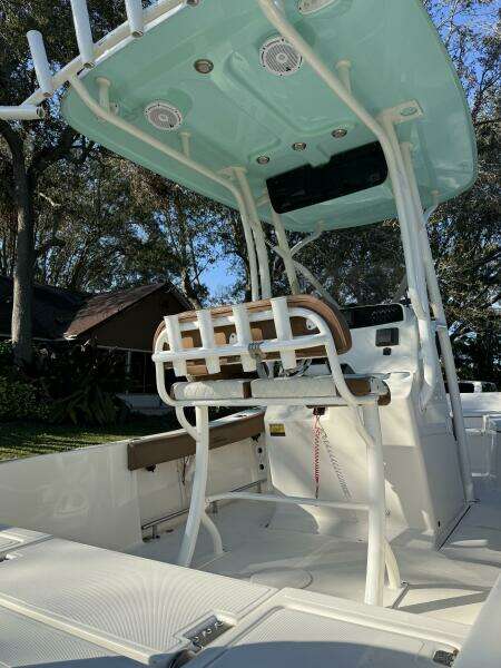 Pioneer 220 Bay Sport