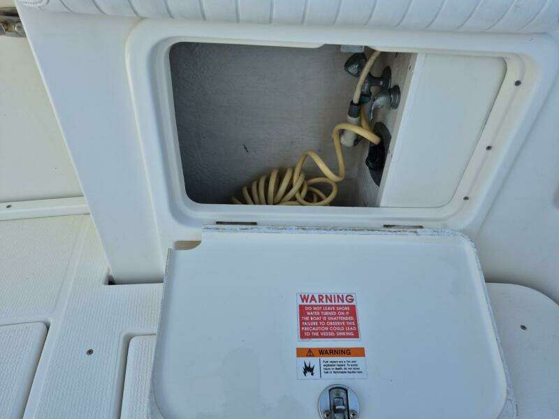 2004 Riviera 4000 Offshore