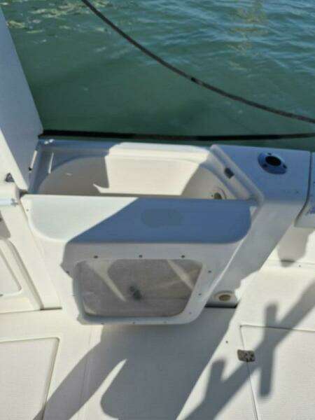 2004 Riviera 4000 Offshore