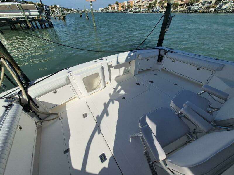 2004 Riviera 4000 Offshore