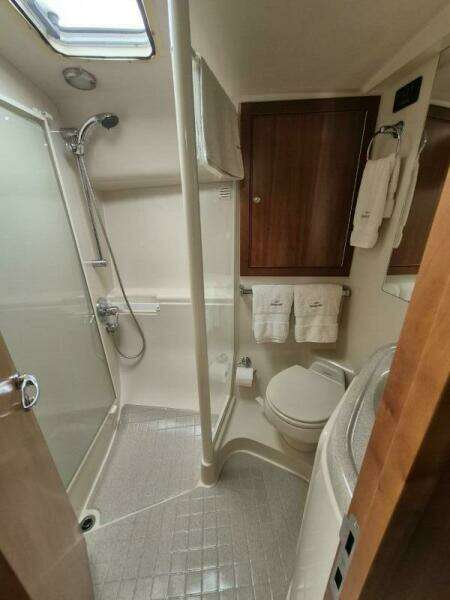 2004 Riviera 4000 Offshore