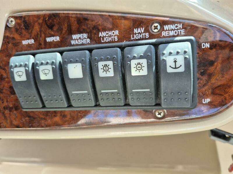 2004 Riviera 4000 Offshore