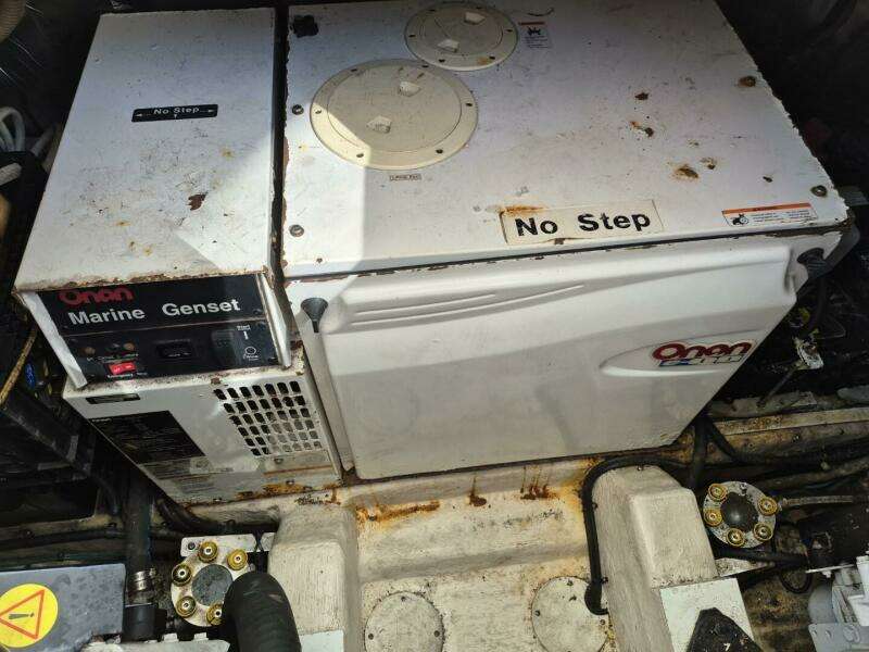 2004 Riviera 4000 Offshore