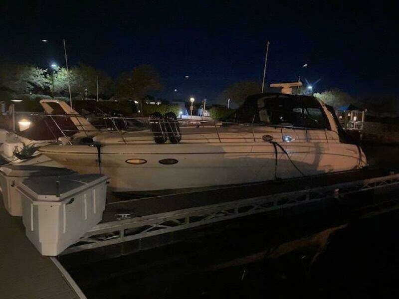 2001 Sea Ray 380 Sundancer