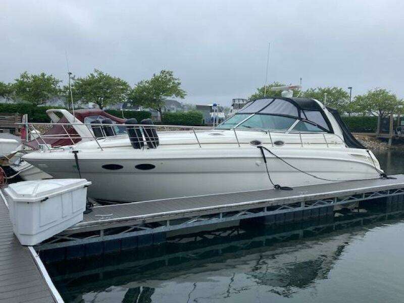 2001 Sea Ray 380 Sundancer