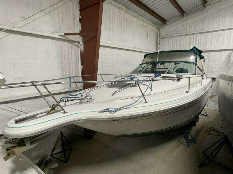 1993 Sea Ray 300 Weekender
