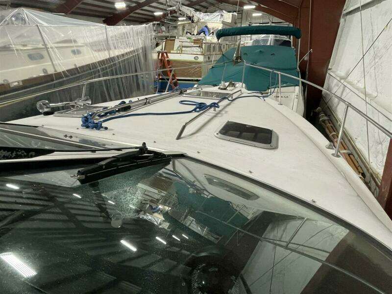 1993 Sea Ray 300 Weekender