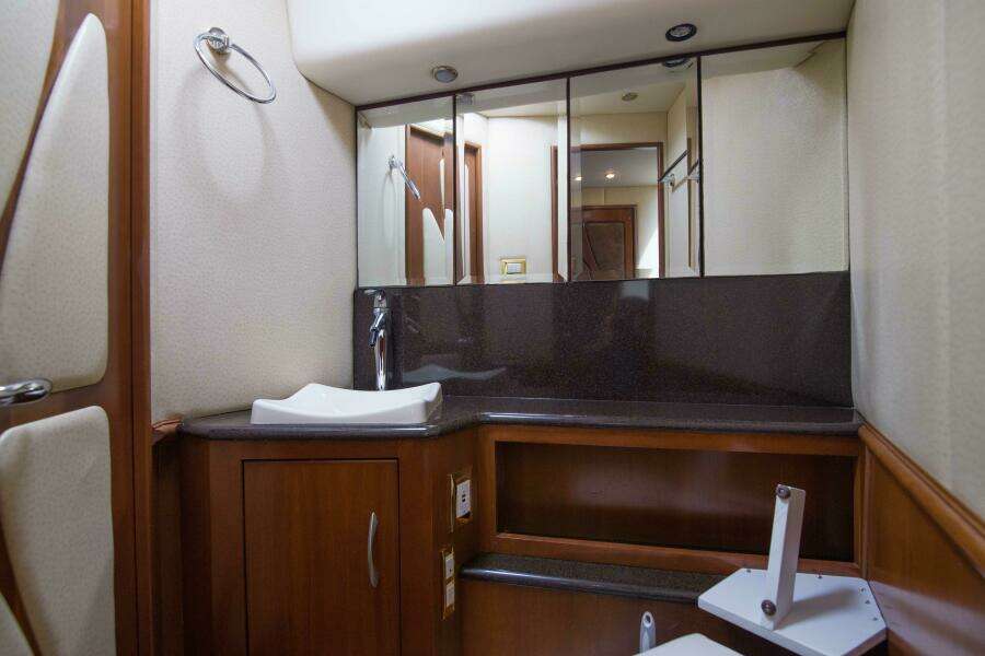 Silverton 52 - Immersed - 