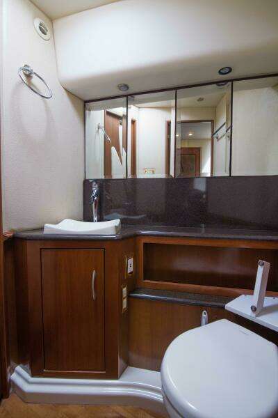 Silverton 52 - Immersed - 