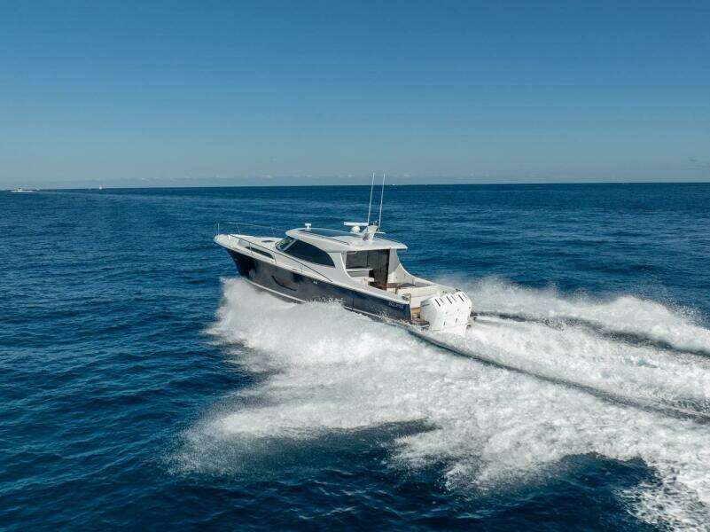 ECLIPSE 505 Shadow -