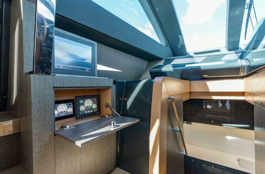 2014 Riva 86 Domino