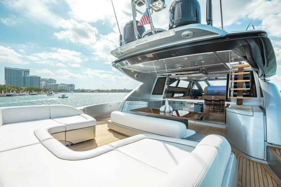 2014 Riva 86 Domino