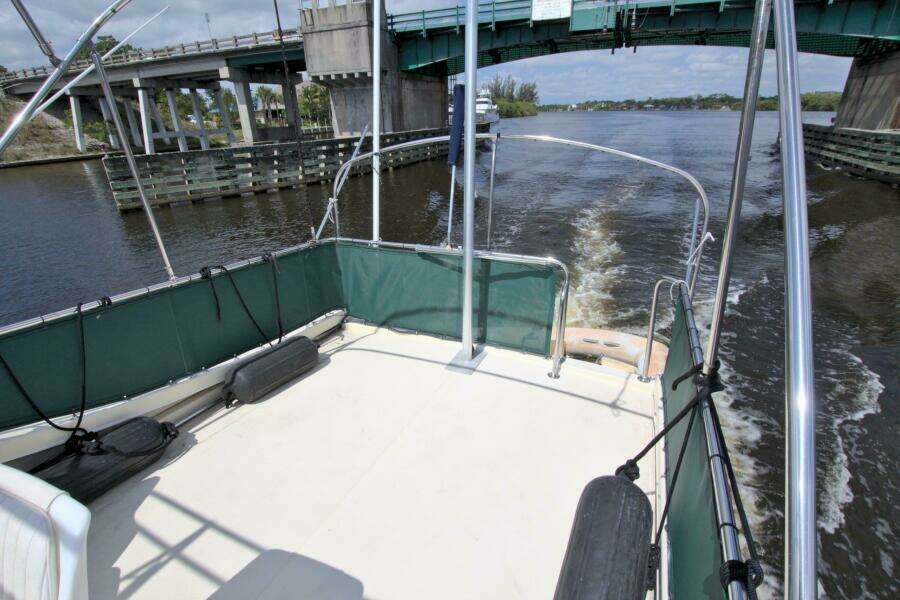 2004 Camano 31 Troll