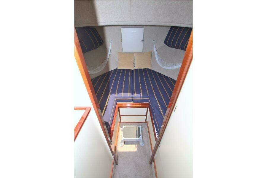 2004 Camano 31 Troll