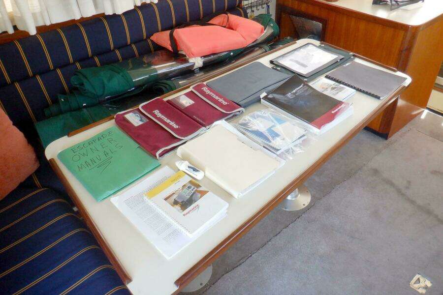 2004 Camano 31 Troll